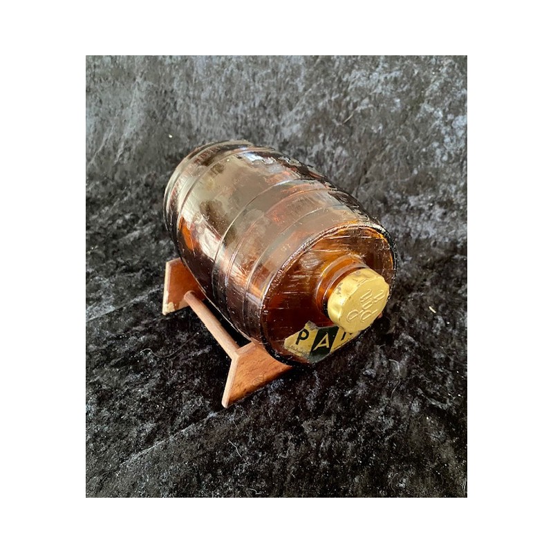 Glastønde på træstativ, PAN - Cumpan Bitter